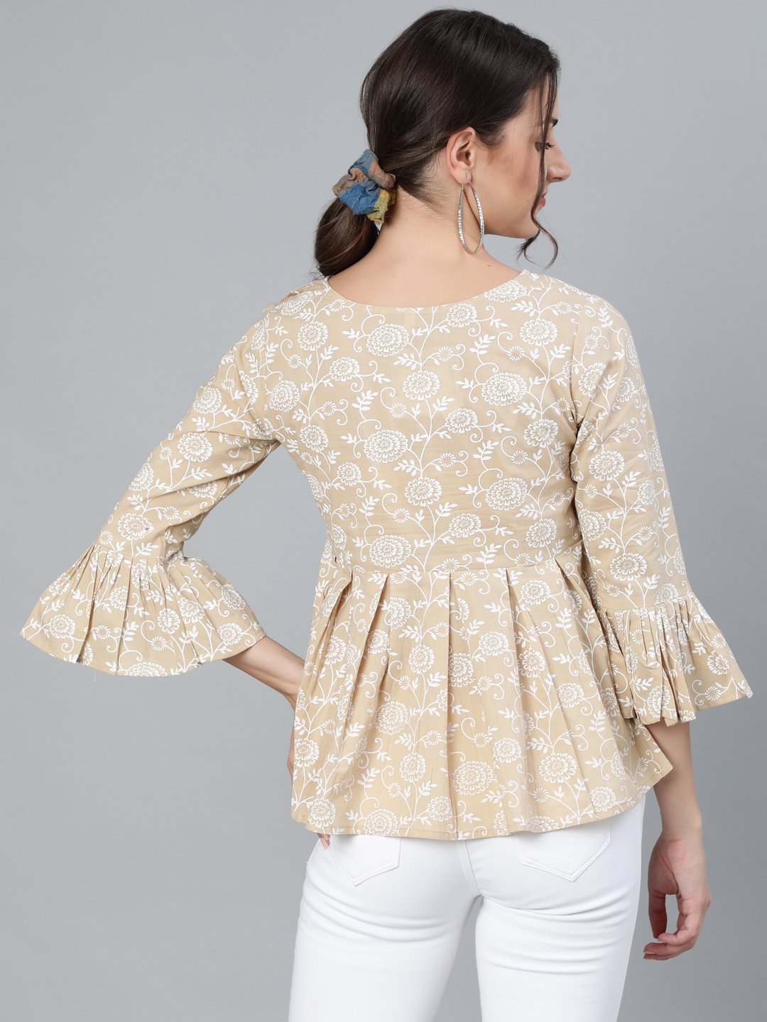 Women's Womenbeige & Off-White Floral Printed Top With Round Neck & Three Quarter Sleeves