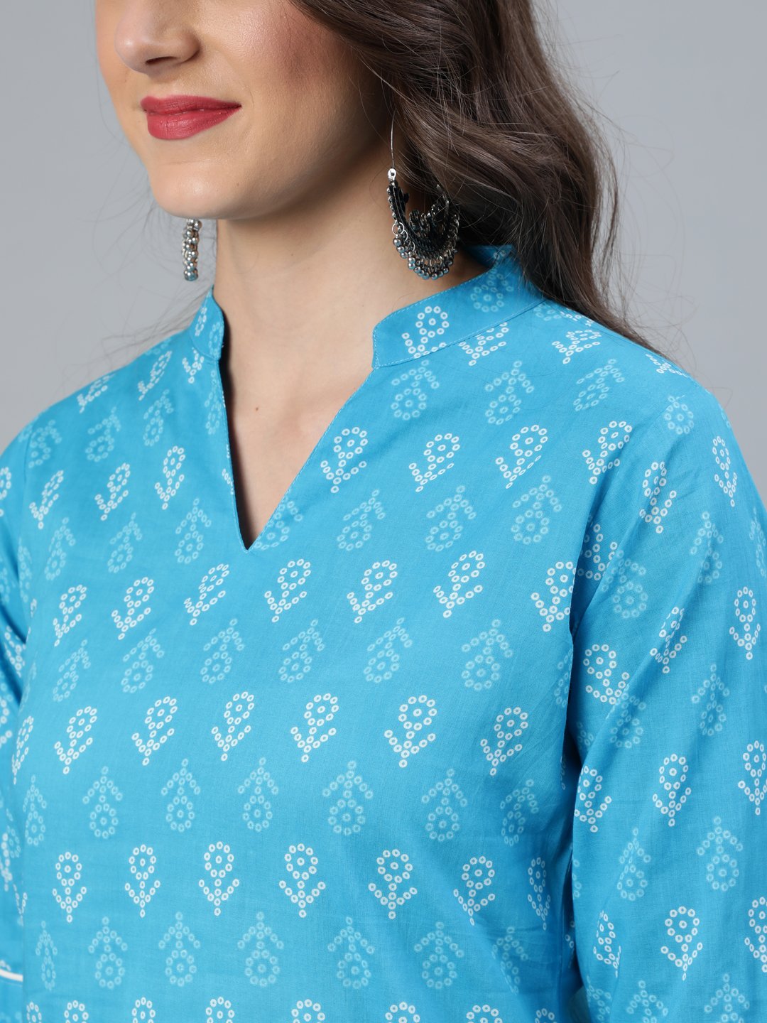 Women's Sky Blue Straight Bandhani Printed Kurta With Plazzo & Dupatta