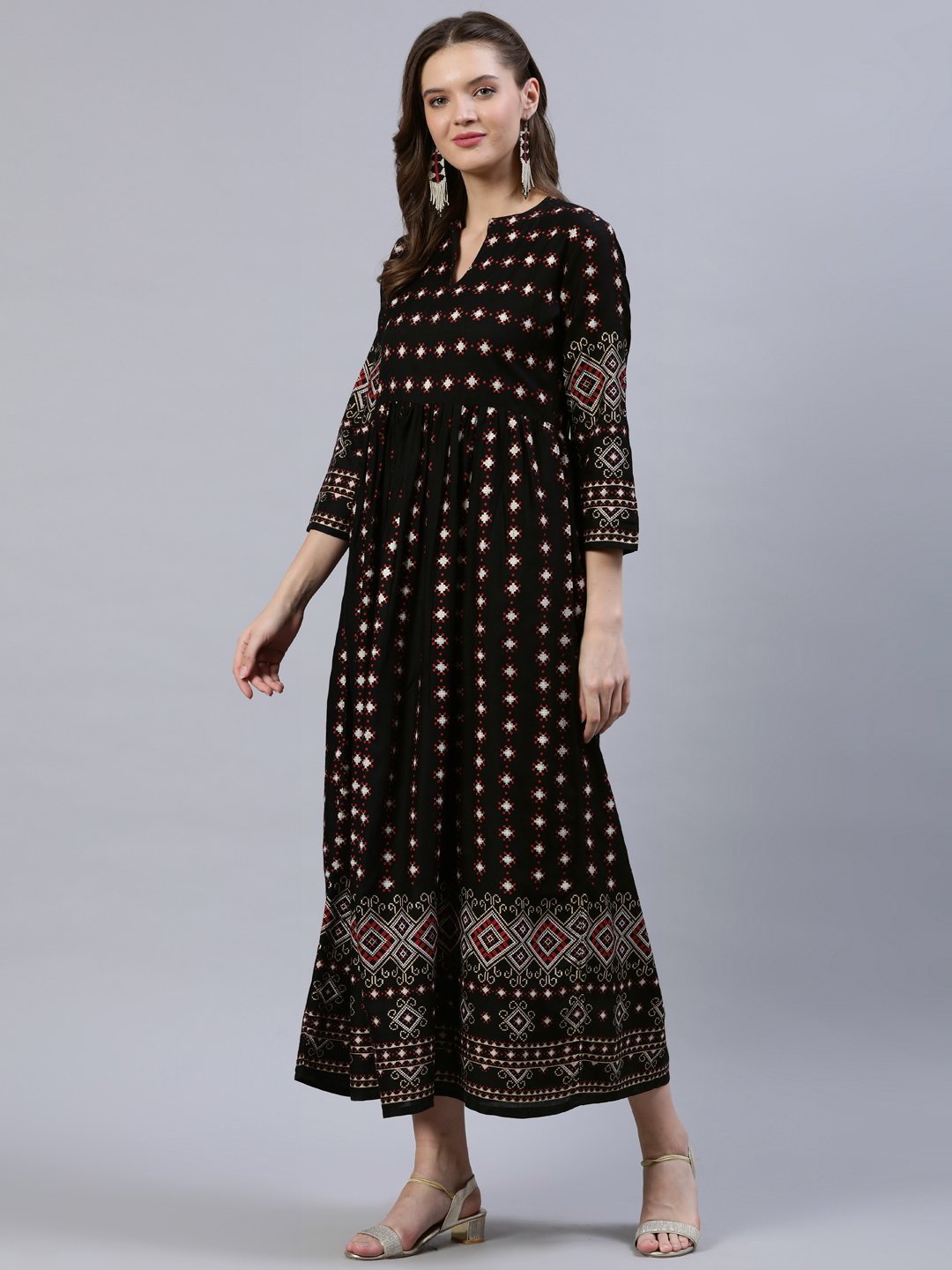 Women's Black Printed Dress With Three Quarter Sleeves