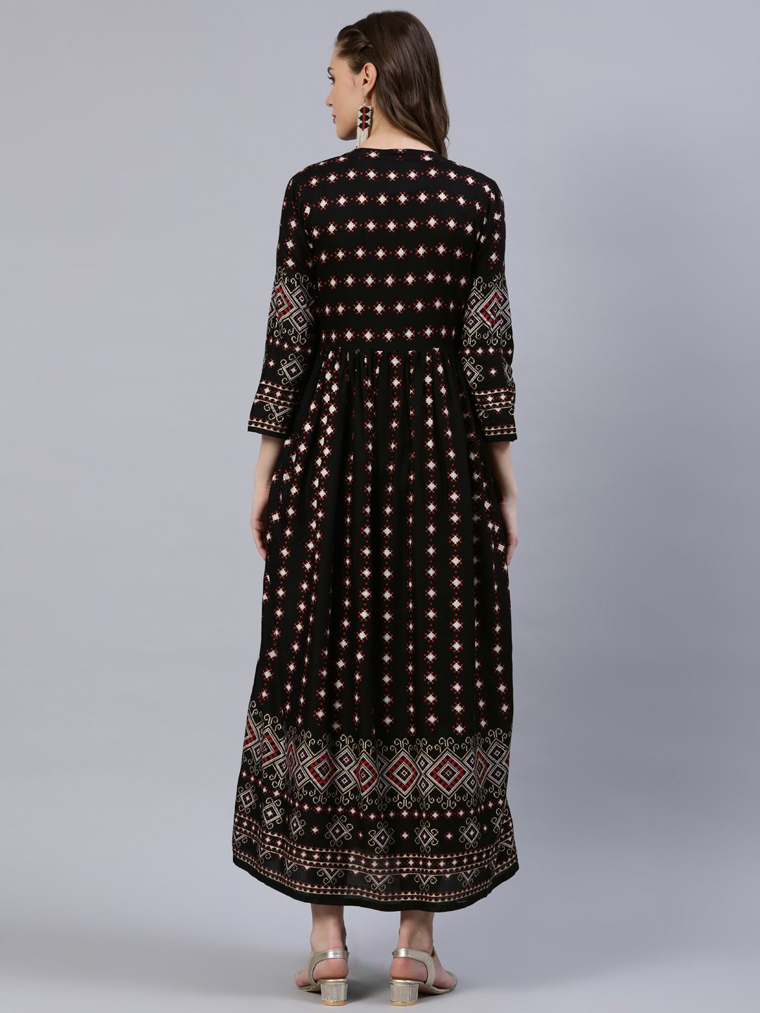 Women's Black Printed Dress With Three Quarter Sleeves