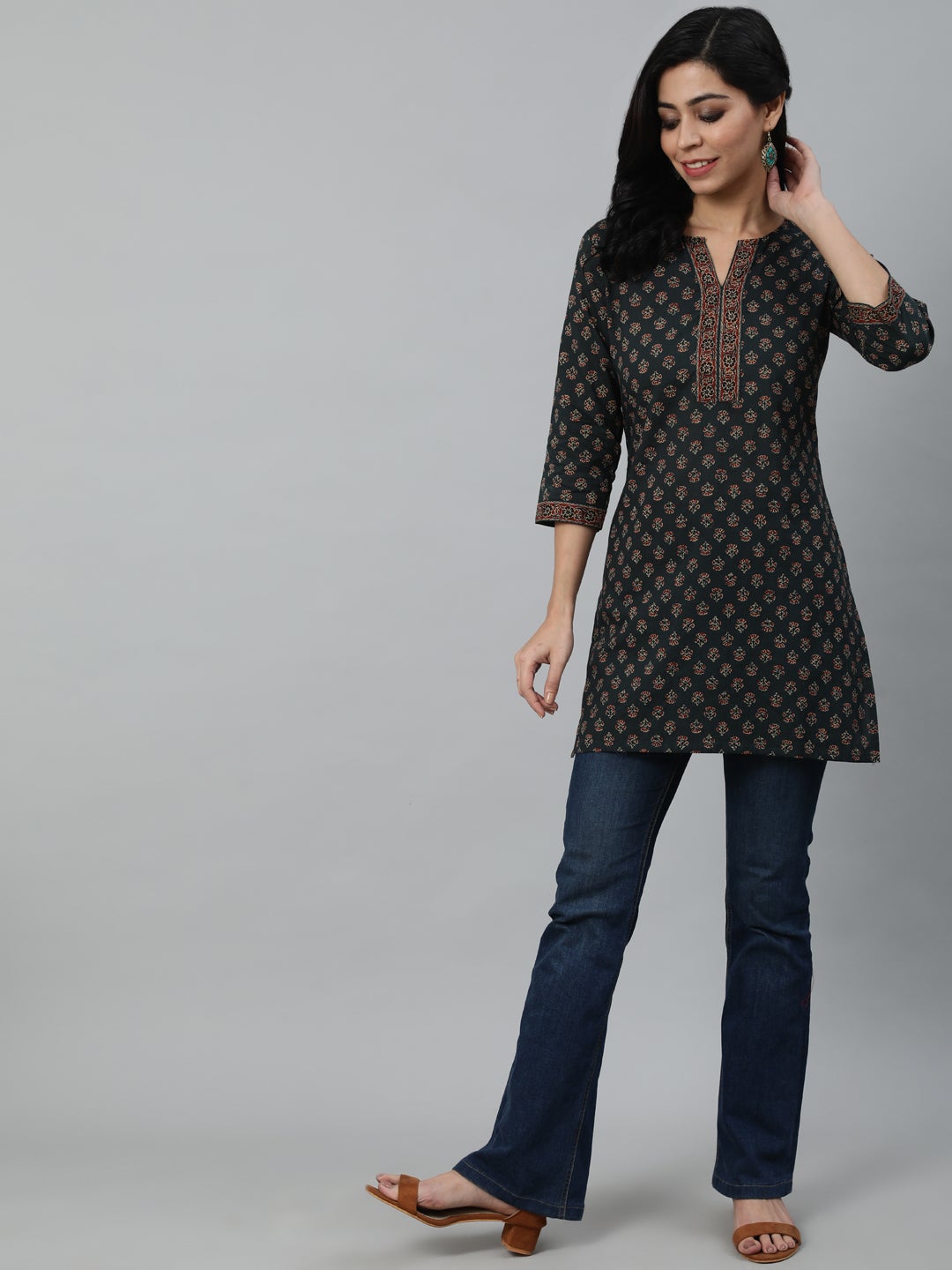 Women's Green Printed Tunic With Three Quarter Sleeves