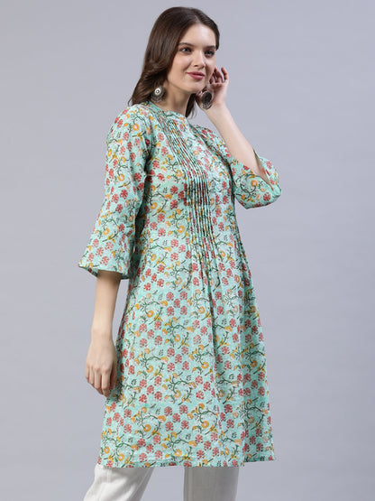 Women's Green Pleated A-Line Kurta With Three Quarter Sleeves