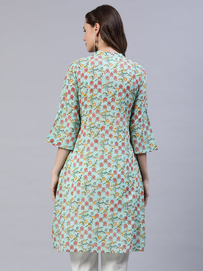 Women's Green Pleated A-Line Kurta With Three Quarter Sleeves