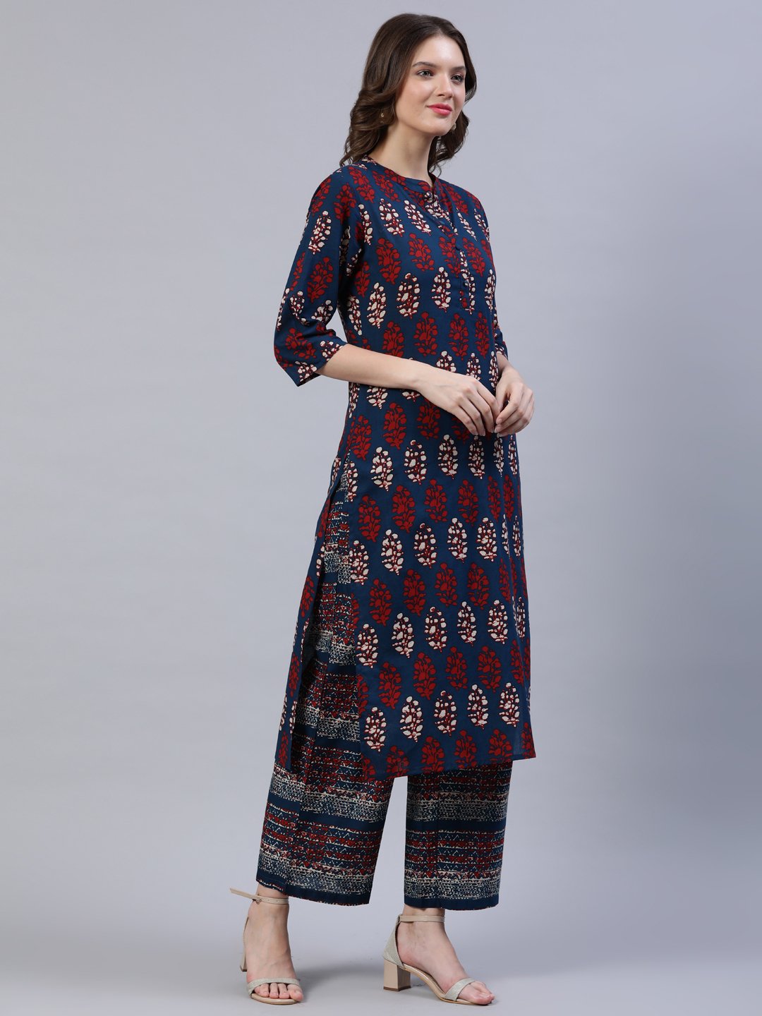 Women's Blue & Red Printed Straight Kurta