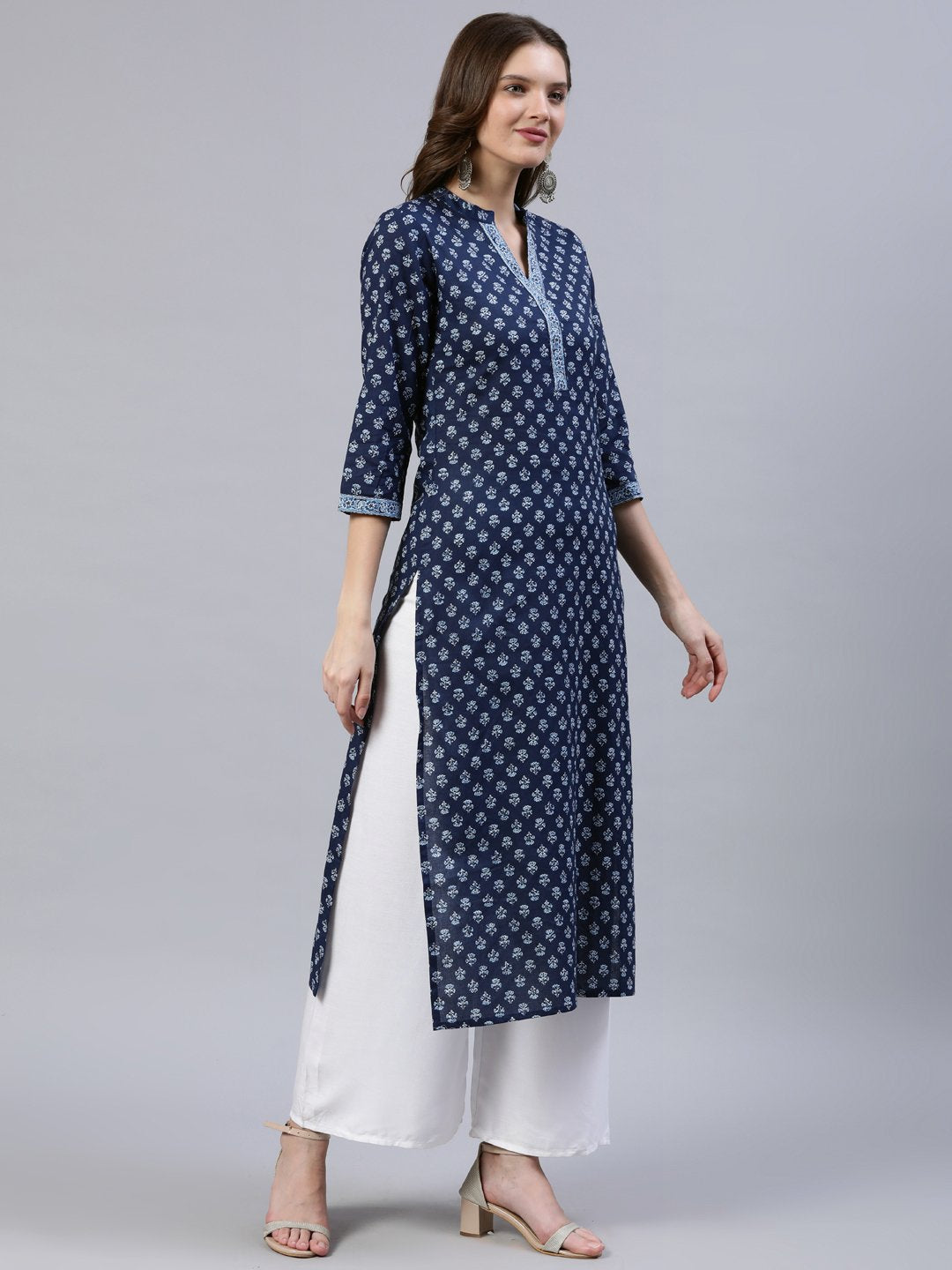 Women's Indigo Blue Printed Straight Kurta With Three Quarter Sleeves