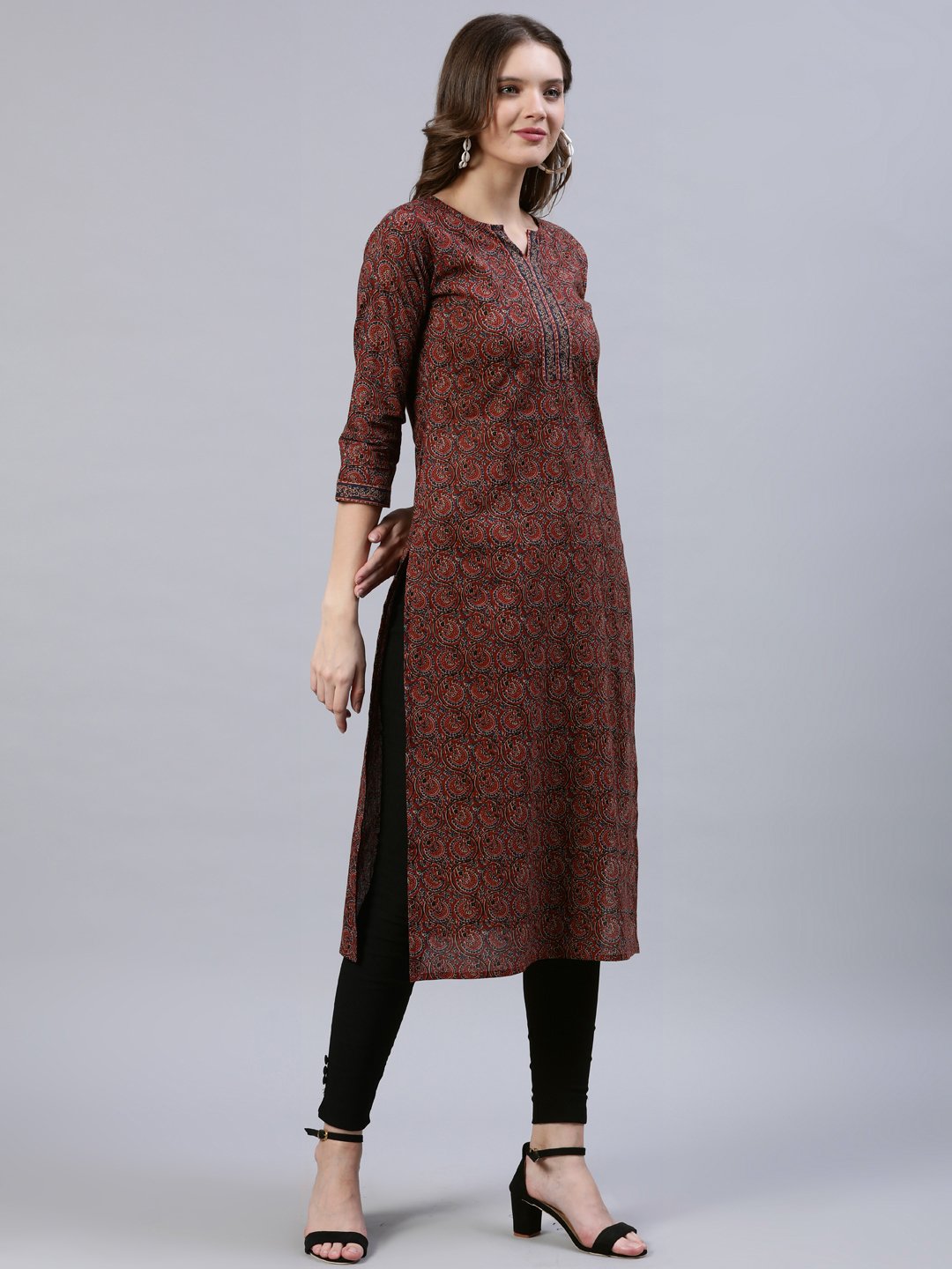 Women's Maroon Printed Straight Kurta With Three Quarter Sleeves