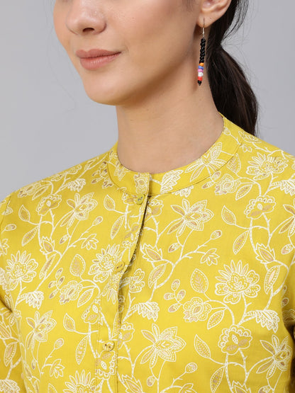 Women's Green & Gold Printed Top With Three Quarter Flared Sleeves