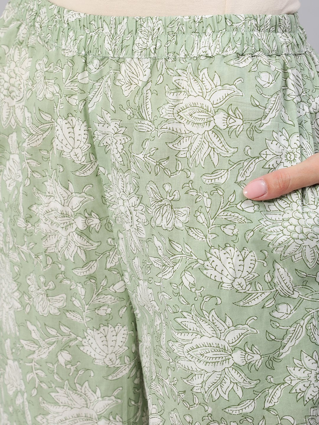 Women's Green Floral Printed Night Suit Set