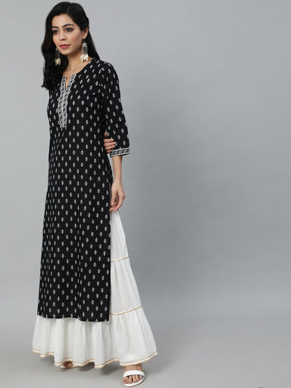 Women's Black Calf Length Straight Kurta With Round Neck And Three Quarter Sleeves