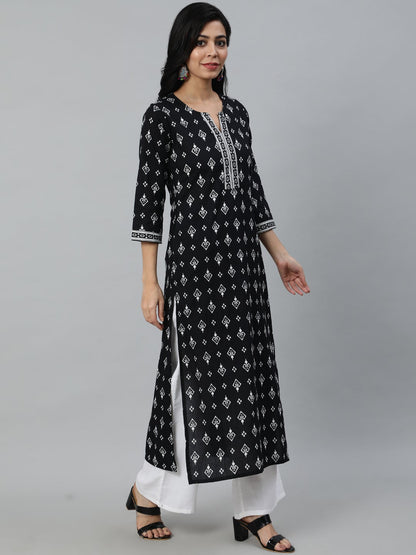 Women's Black Printed Straight Kurta With Three Quarter Sleeves