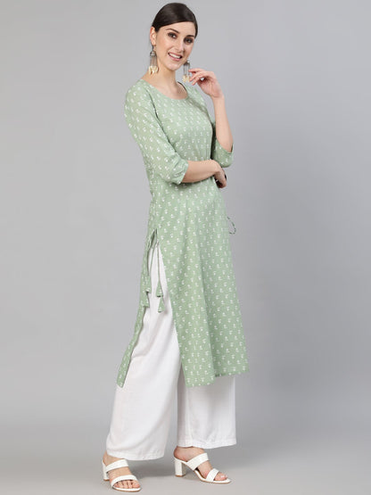 Women's Sage Green Printed Straight Kurta With Three Quarter Sleevs