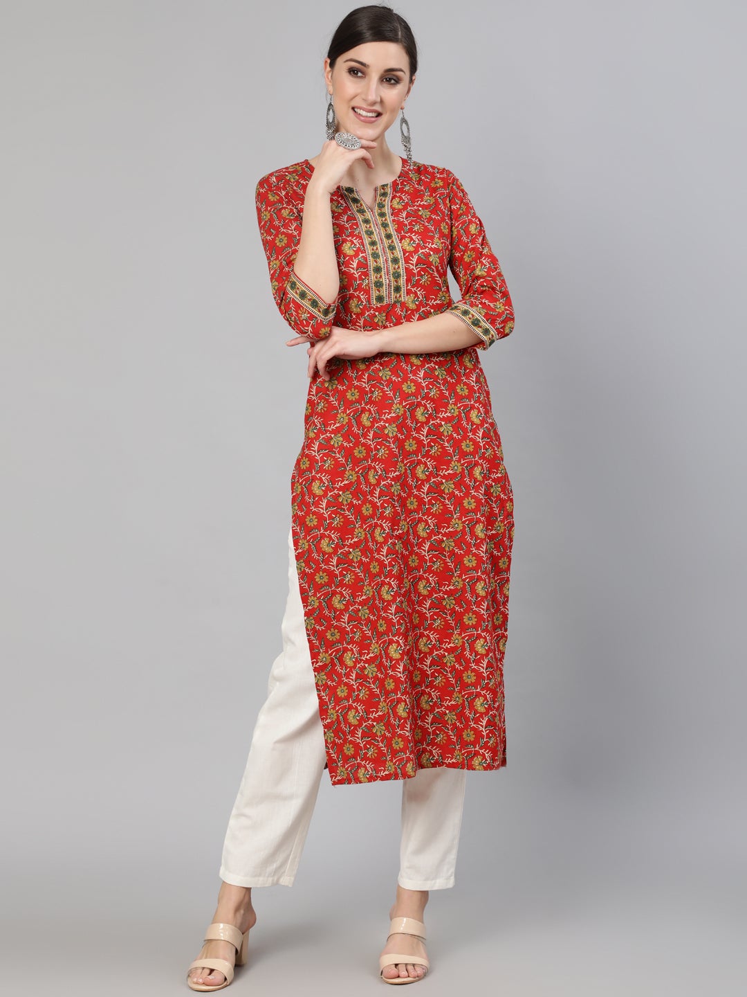 Women's Red Floral Printed  Straight Kurta With Three Quarter Sleeves