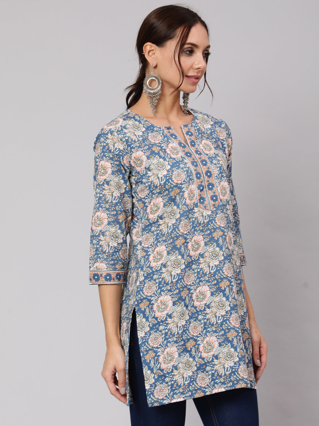 Women's Blue & Pink Floral Printed Straight Tunic With Three Quarter Sleeves