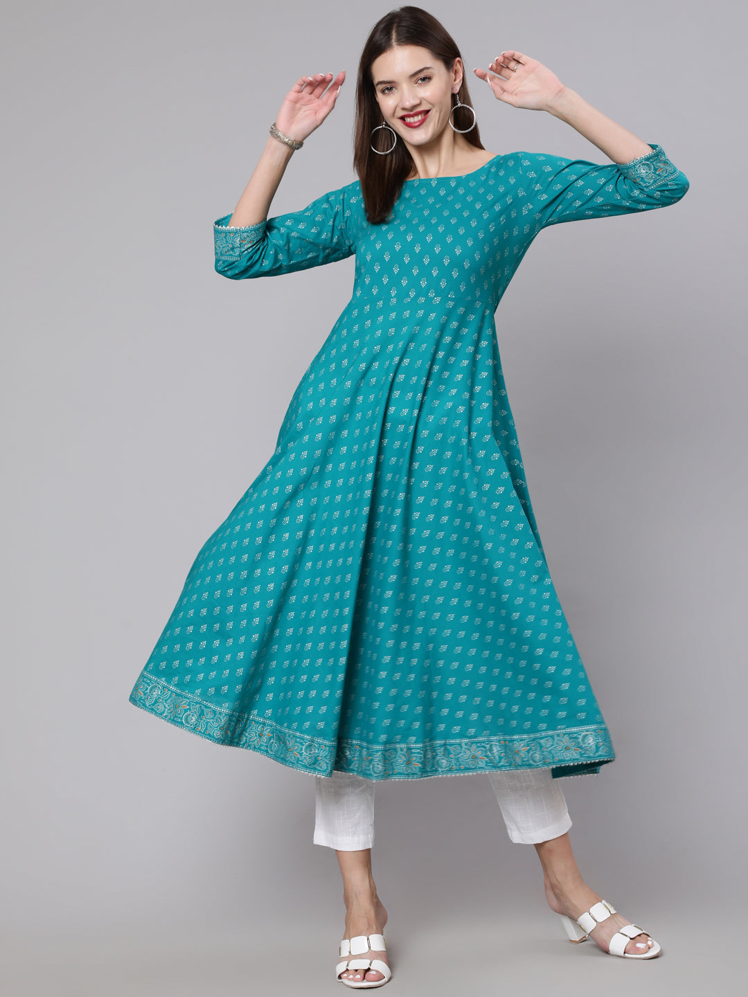 Women's Green Ethnic Printed Dress With Three Quarter Sleeves