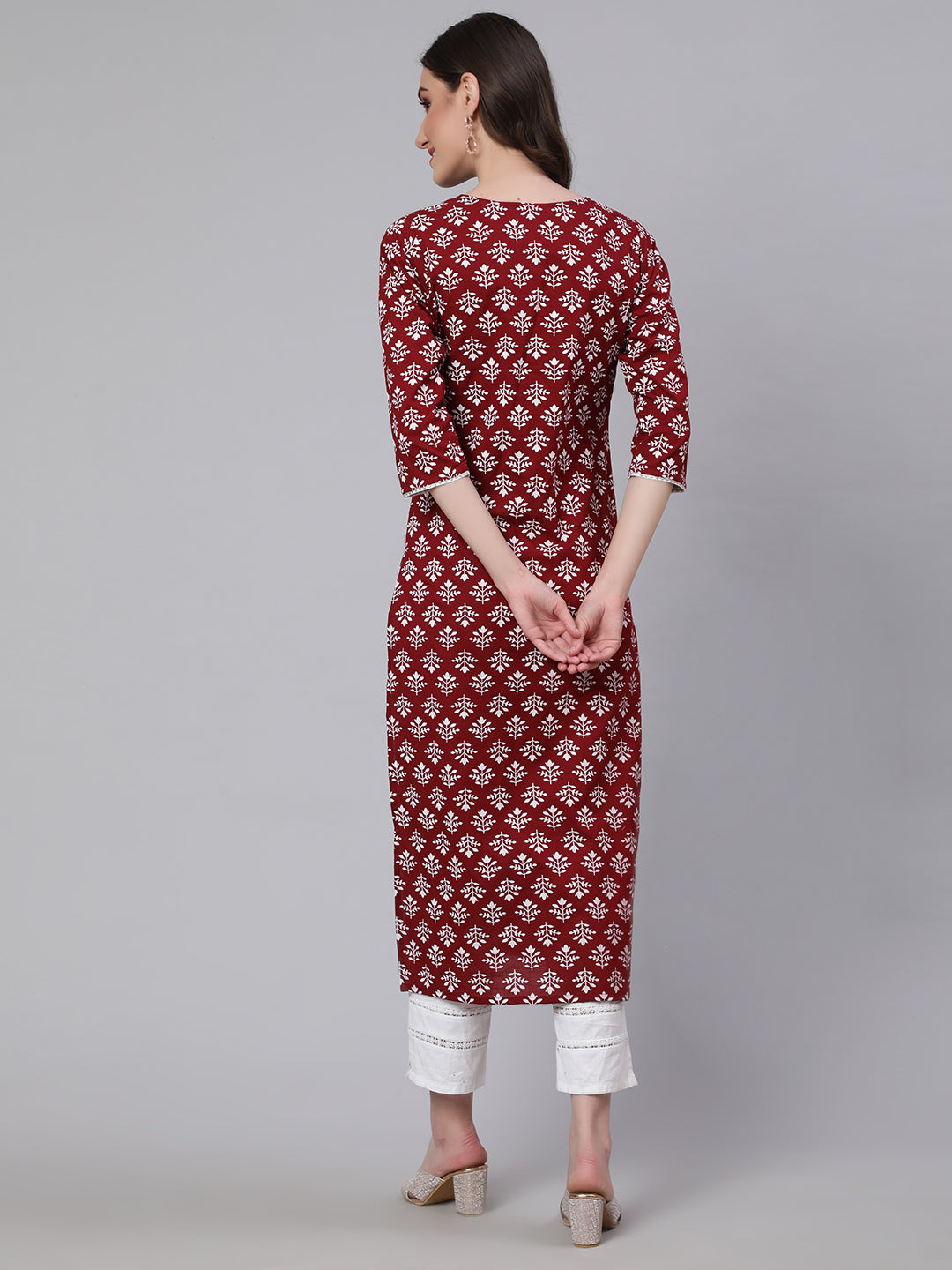 Women's Maroon Printed Straight Kurta With Three Quarter Sleeves