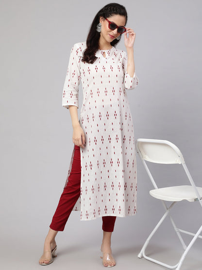 Women's Off-White Printed straight Kurta With three qurter sleeves