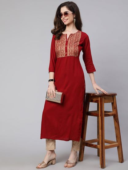 Women's Maroon Printed straight kurta with three quarter sleeves