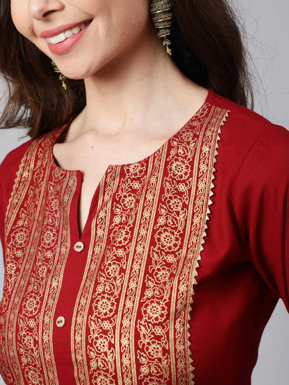 Women's Maroon Printed straight kurta with three quarter sleeves