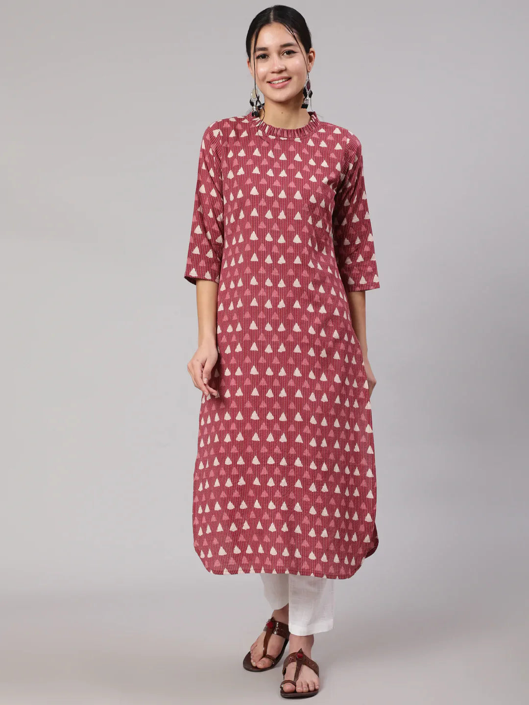 Women's Mauve Ethnic Printed Straight Kurta With Three Quarter Sleeves