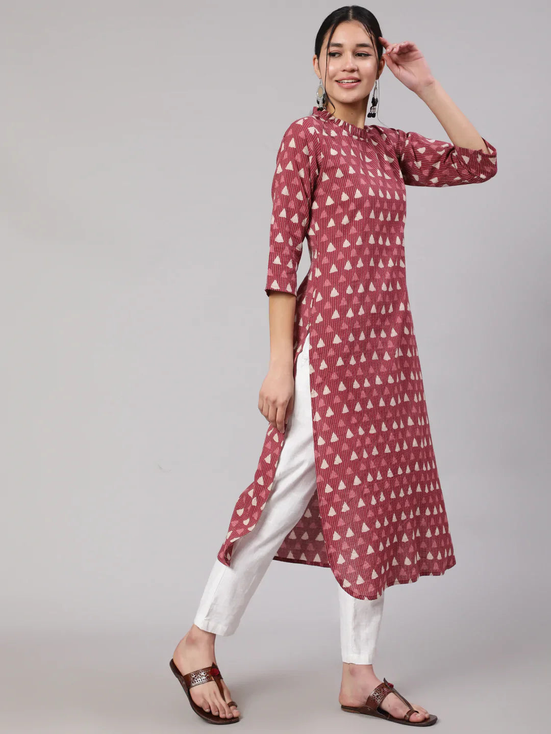 Women's Mauve Ethnic Printed Straight Kurta With Three Quarter Sleeves