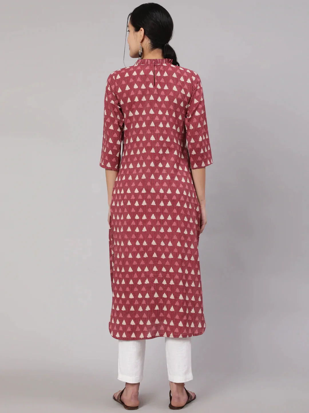 Women's Mauve Ethnic Printed Straight Kurta With Three Quarter Sleeves