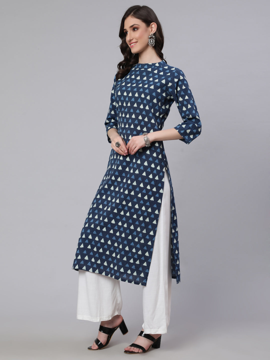 Women's Blue Ethnic Printed Straight Kurta with Three Quarter Sleeves