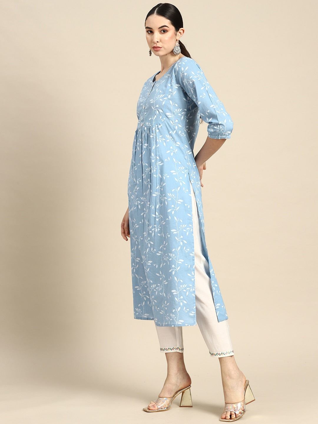Women's Wome Blue Printed Flared Kurta With Three quarter Sleeves