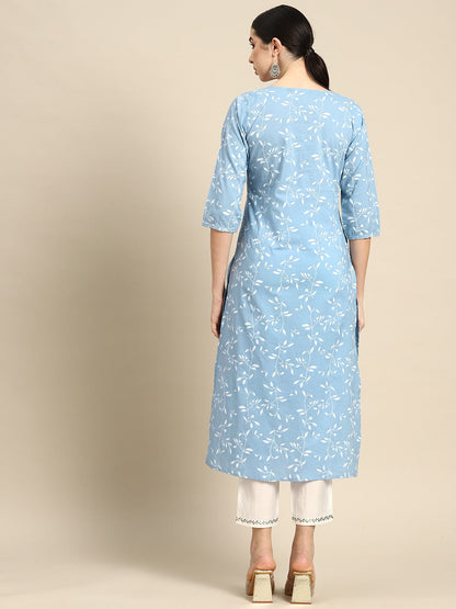 Women's Wome Blue Printed Flared Kurta With Three quarter Sleeves