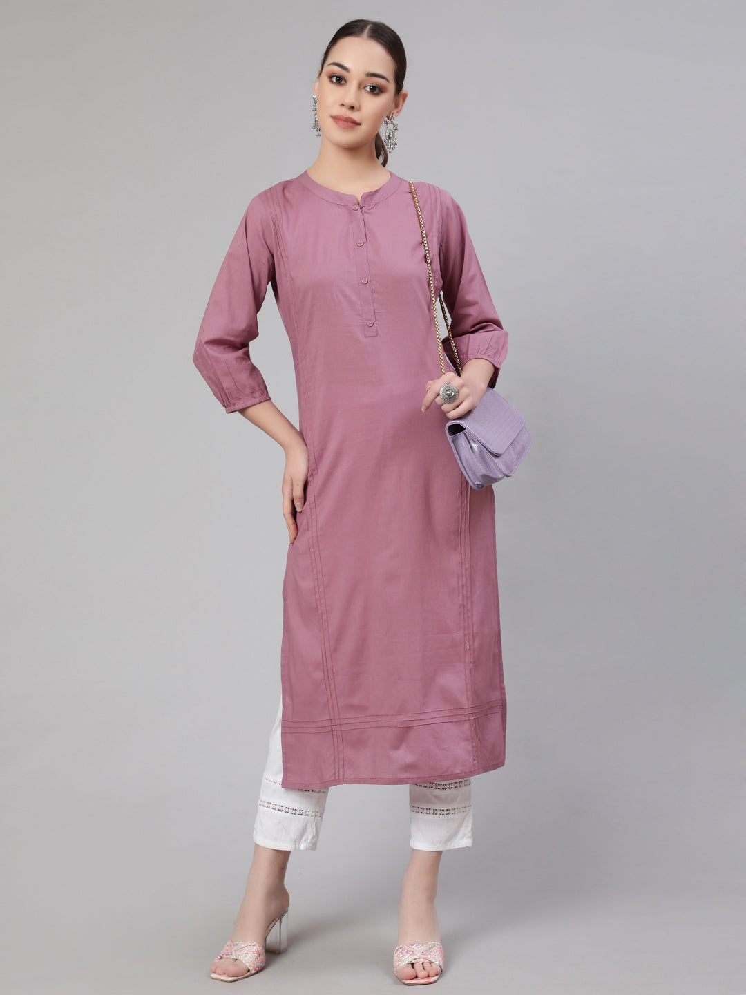 Women's Mauve Straight Kurta With Three Quarter Sleeves