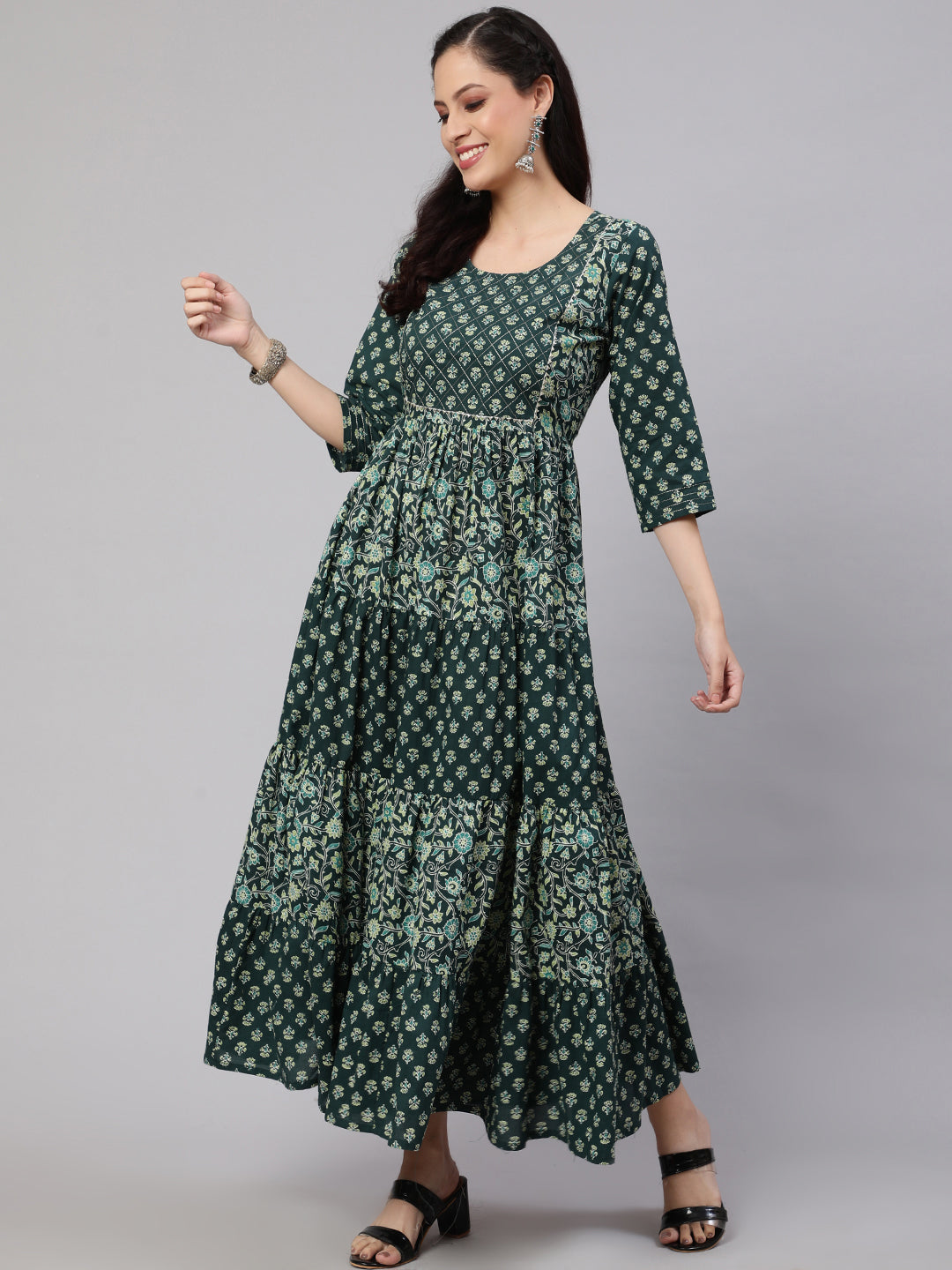 Women's Wome Green Printed Gathered Dress With Gotta Patti & Zari Work