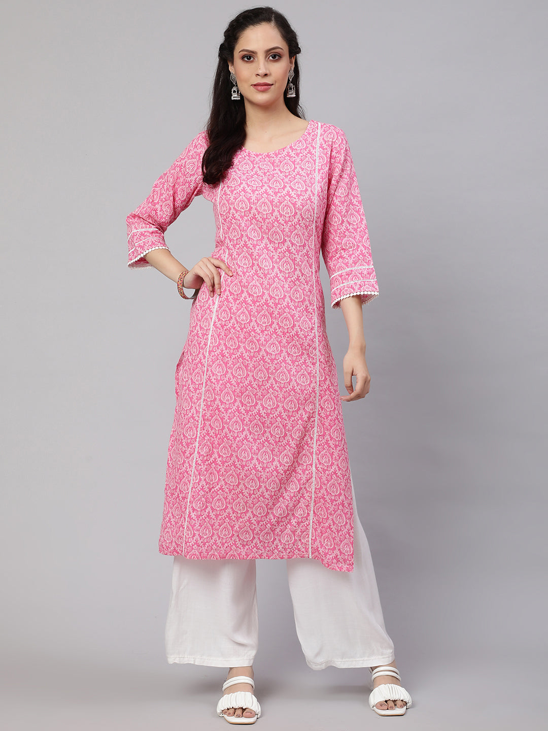 Women's Pink Printed straight kurta with three quarter sleeves