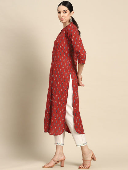 Women's Red Straight Kurta With Three Quarter Sleeves
