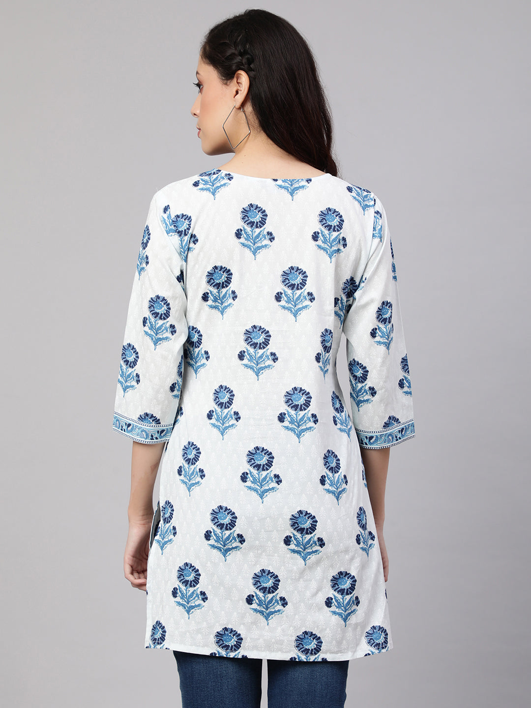 Women's Off White Printed Straight Tunic With Three Quarter Sleeves