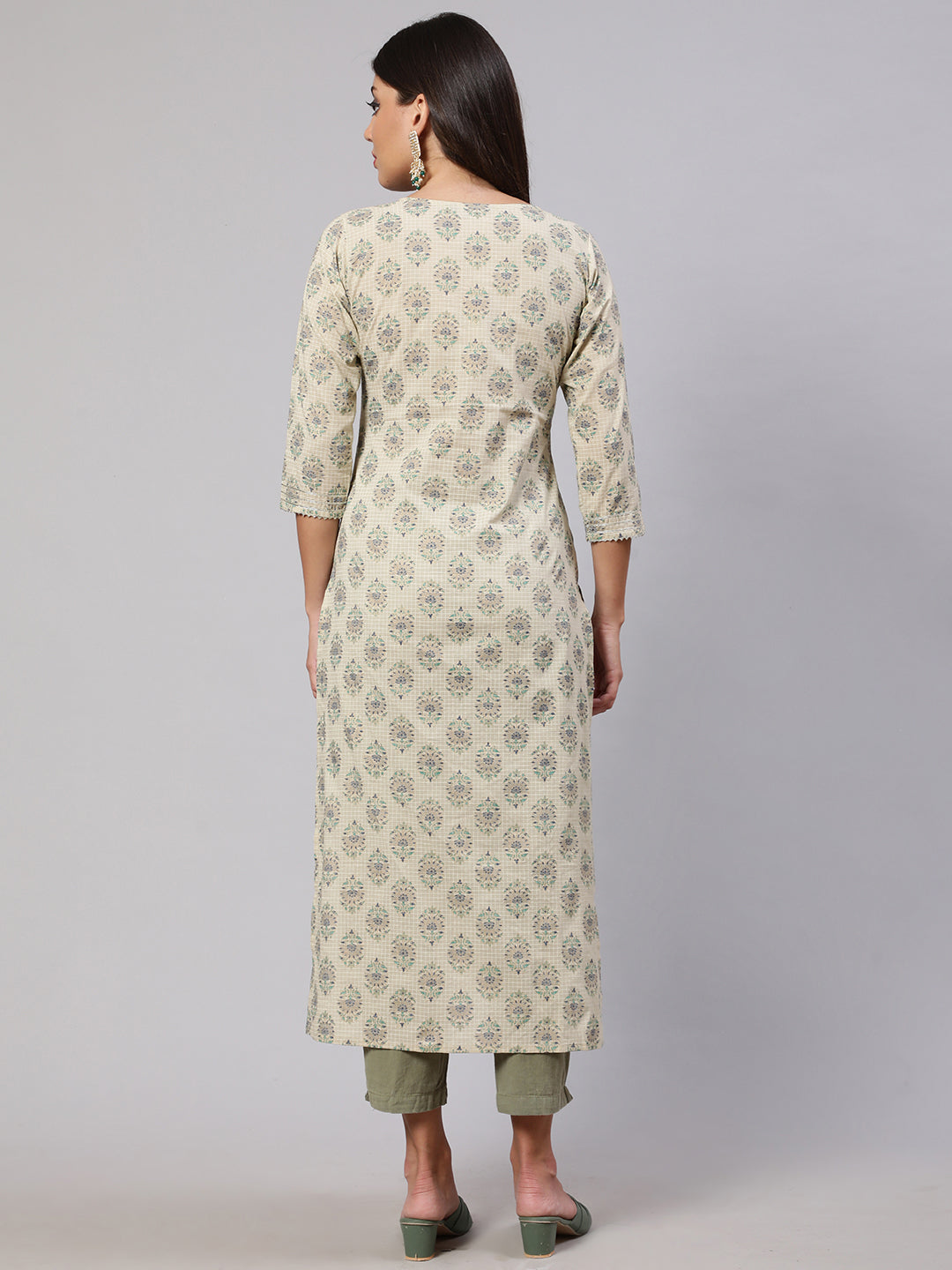 Women's Cream Printed Straight Kurta With Three Quarter Sleeves