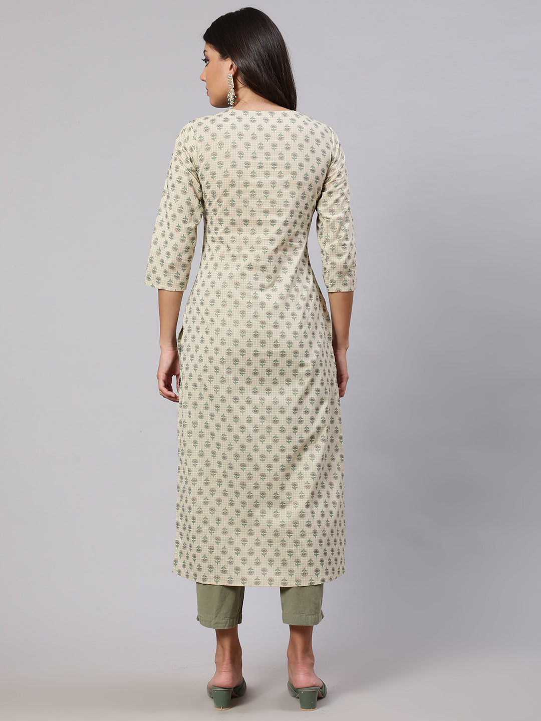 Women's Cream Printed Straight Kurta With Three Quarter Sleeves