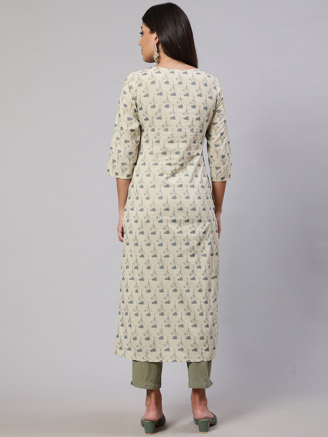Women's Cream Printed Straight Kurta With Three Quarter Sleeves