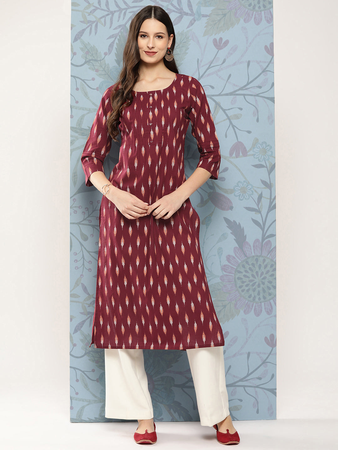 Women's Maroon Ikat Printed Straight Kurta With Three Quarter Sleeves