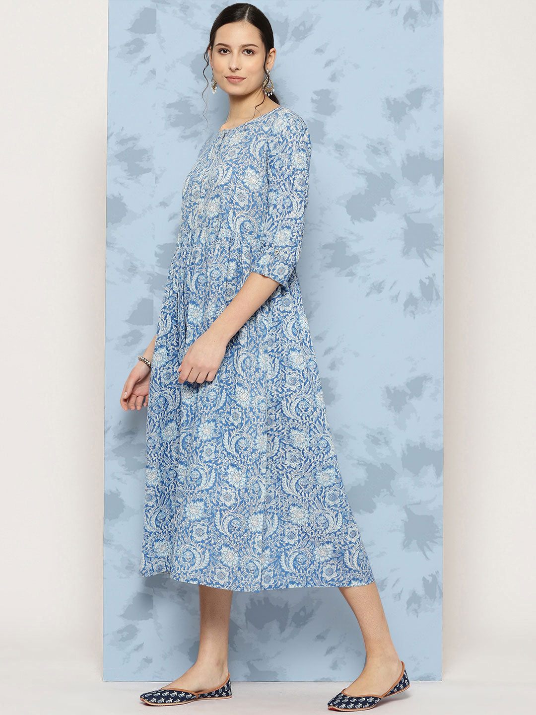 Women's Wome Blue Printed Flared Dress With Three quarter Sleeves