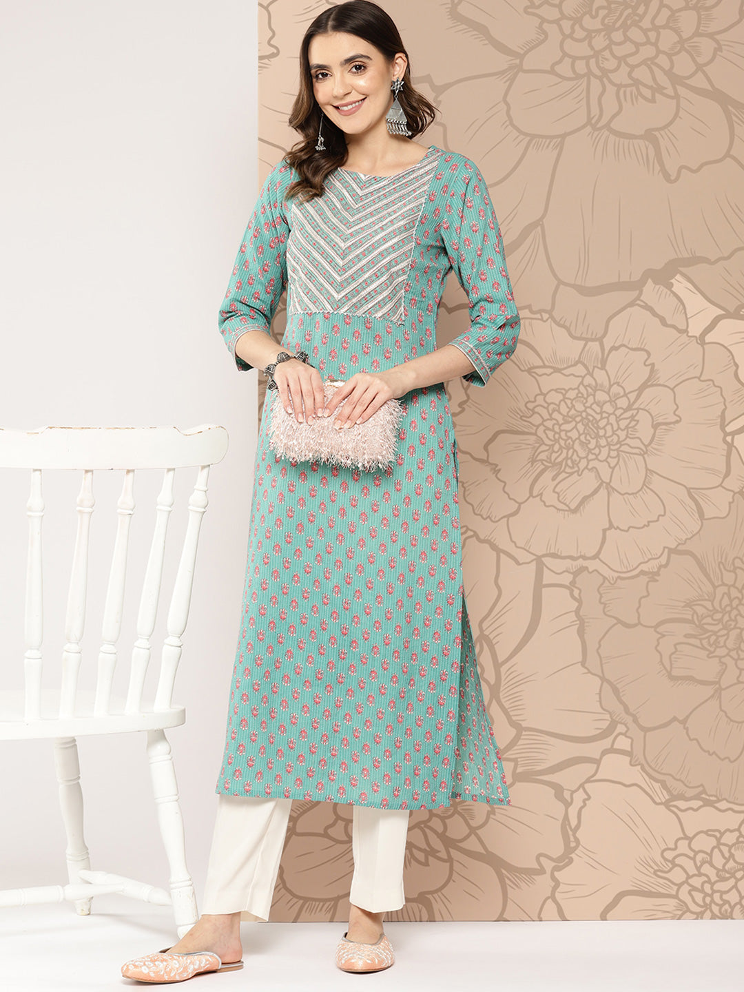 Women's Green Ethnic Printed Straight Kurta With Three Quarter Sleeves