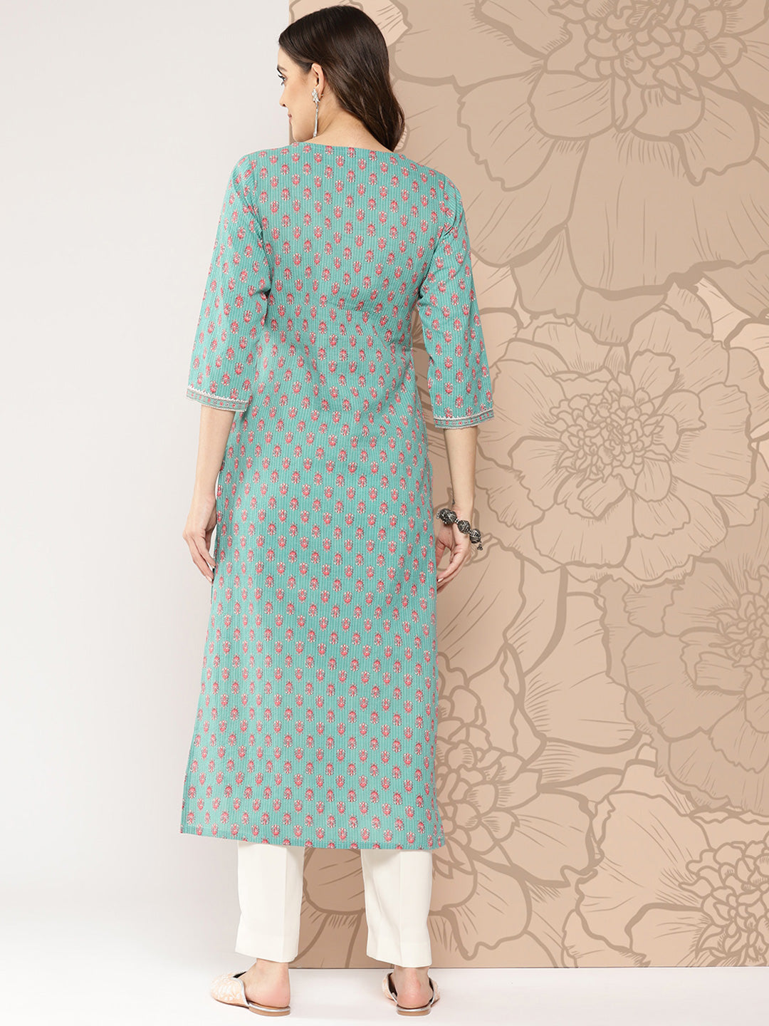 Women's Green Ethnic Printed Straight Kurta With Three Quarter Sleeves