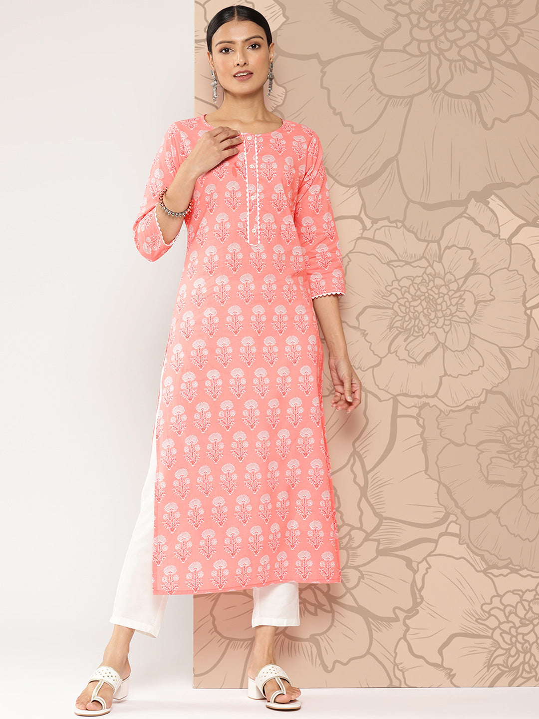 Women's Pink Printed straight kurta with three quarter sleeves