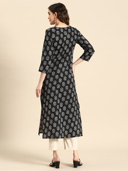 Women's Black Printed straight Kurta With three qurter sleeves