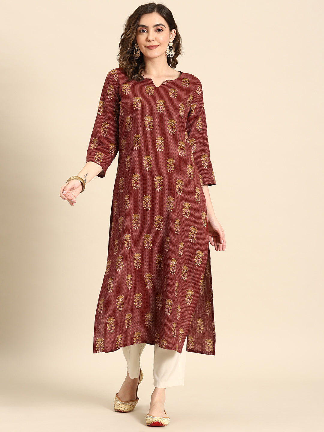 Women's Maroon Printed Straight Kurta With Three Quarter Sleeves