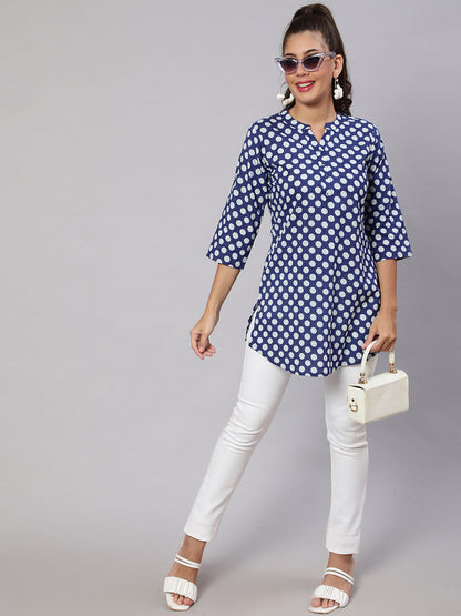 Women's Blue Straight Tunic With Three Quaretr Sleeves