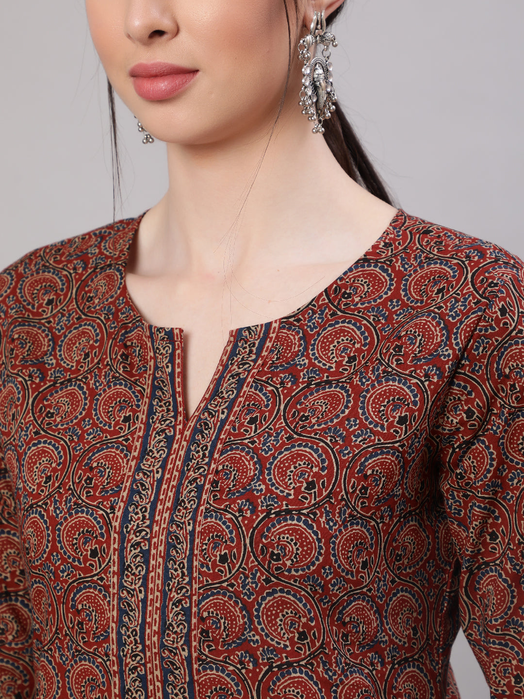 Women's Multi Color Printed Straight Tunic With Three Quarter Sleeves