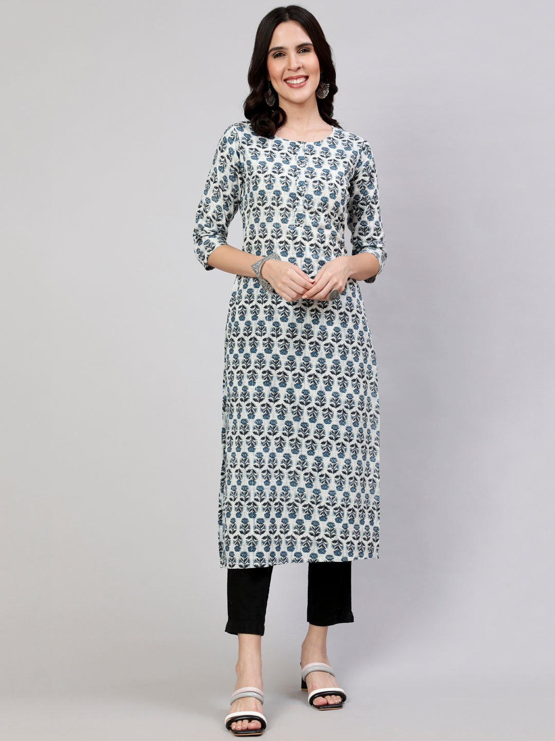 Women's Off-White Printed straight Kurta With three qurter sleeves