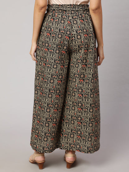 Women's Black Printed Wide Legged Printed Plazzo With Side Pockets