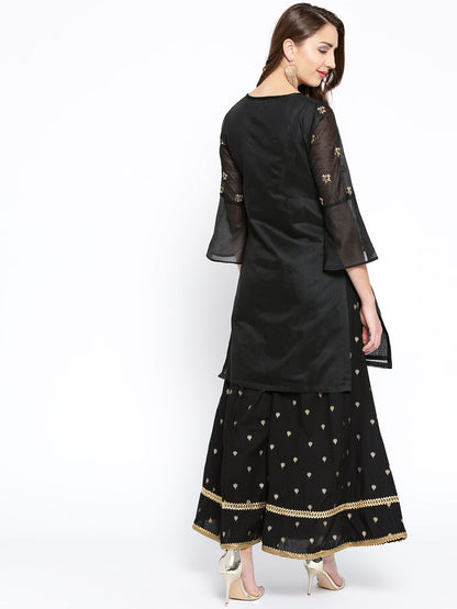 Women's Black Solid Kurta With Palazzos