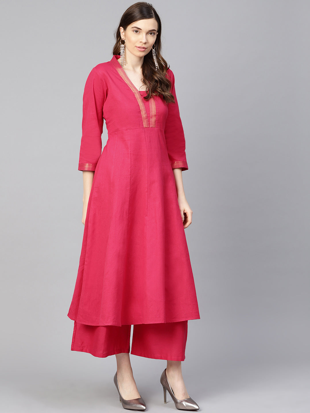 Women's Pink Solid Kurta With Palazzos