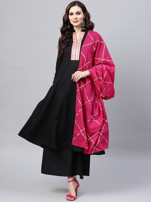 Women's Black Self Design Kurta With Palazzos & Dupatta